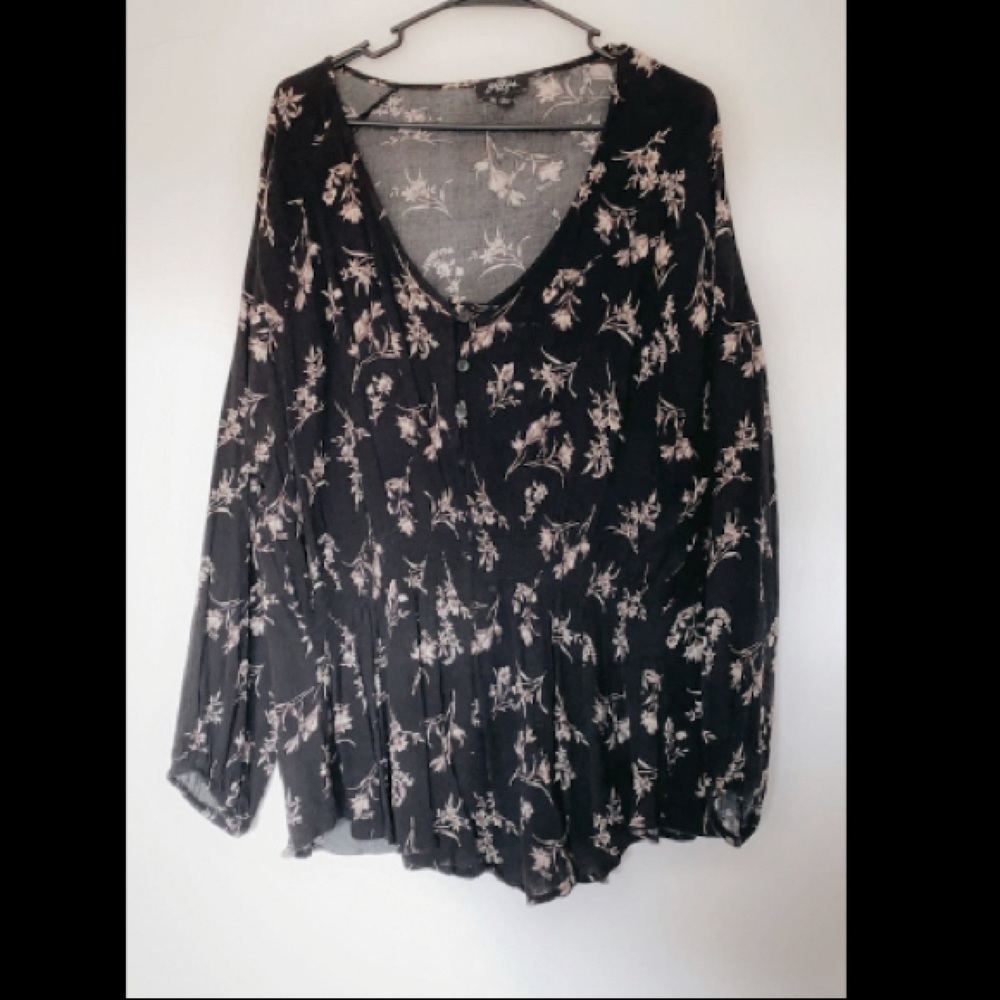 Sale Black blouse